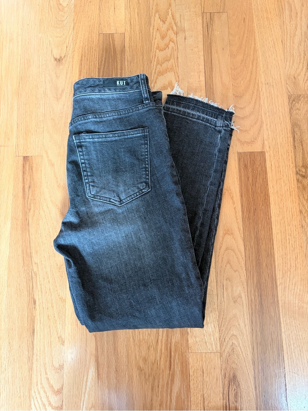 KUT from the Kloth Rachael High-Rise Fab Ab